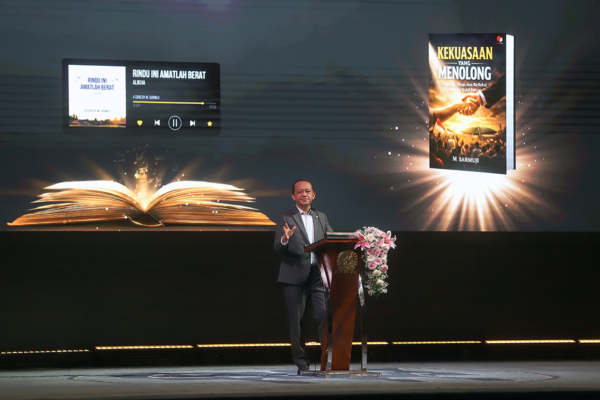 Peluncuran buku, puisi, dan lagu karya M. Sarmuji bertajuk Ekspresi Cinta dan Doa di Gedung Nusantara IV, Kompleks Parlemen, Senayan, Jakarta. (BeritaNasional/Elvis Sendouw)