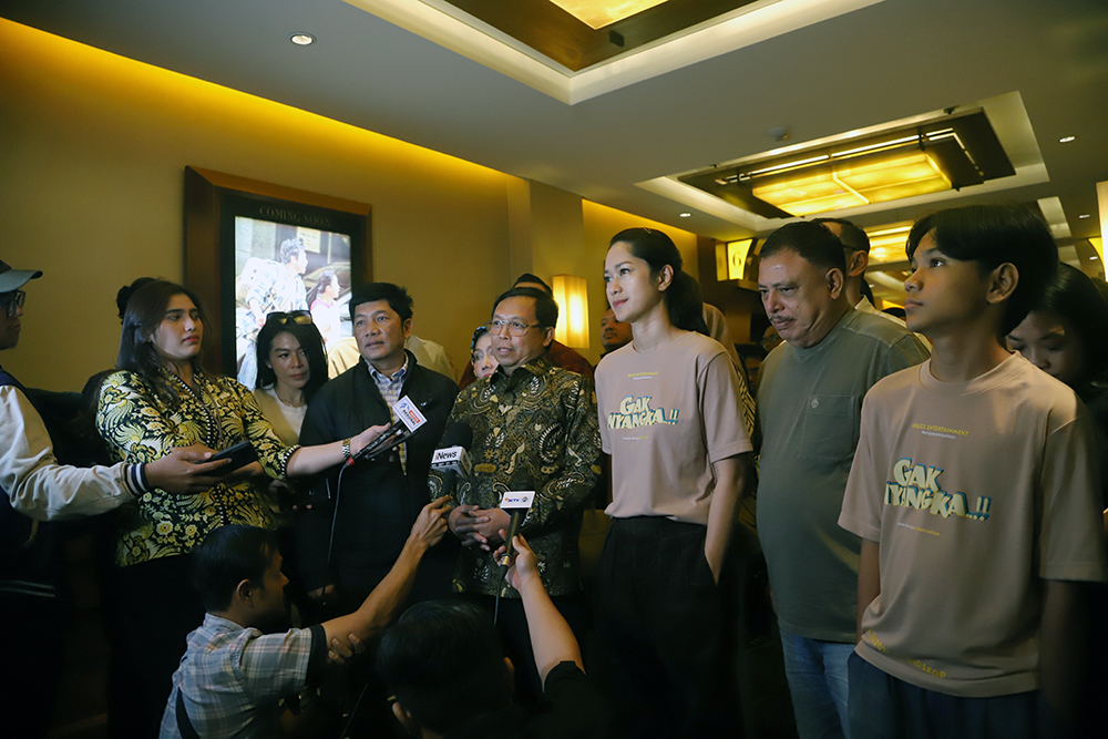 Sekjen Partai Demokrat ajak kader partai nonton film 'Gak Nyangka' yang diproduseri oleh Wakil Ketua Umum Partai Demokrat Edhie Baskoro Yudhyono alias Ibas. (BeritaNasional/Elvis Sendouw)