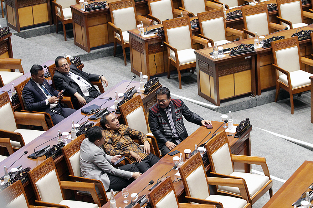 Sidang Paripurna ditunda. (BeritaNasional/Elvis Sendouw)