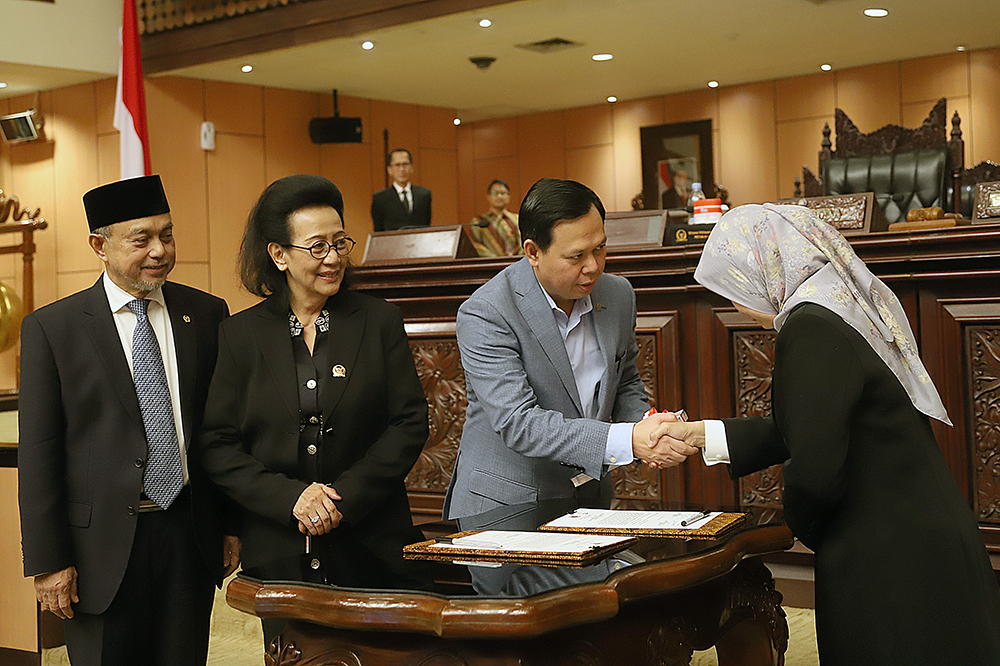 Sidang paripurna penyampaian IHPS I Tahun 2024 dan Laporan Hasil Pemeriksaan (LHP) Semester 1 Tahun 2024 oleh BPK RI. (BeritaNasional/Elvis Sendouw)