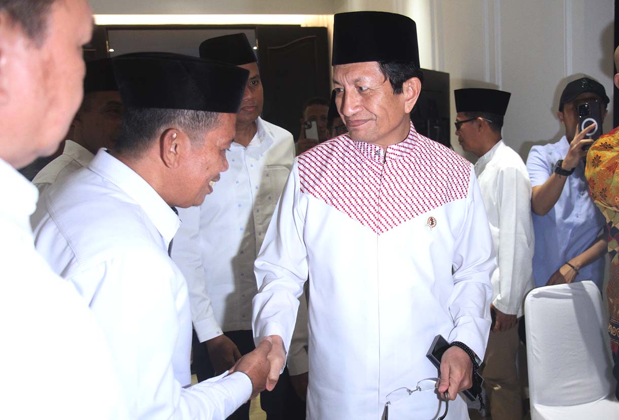 Menteri Agama (Menag) sekaligus Imam Besar Masjid Istiqlal Nazaruddin Umar memberikan tausiyah di Sekretariat BPP IKA UIN, Menteng, Jakarta Pusat, Sabtu (22/3/3025). (Beritanasional.com/Oke Atmaja)