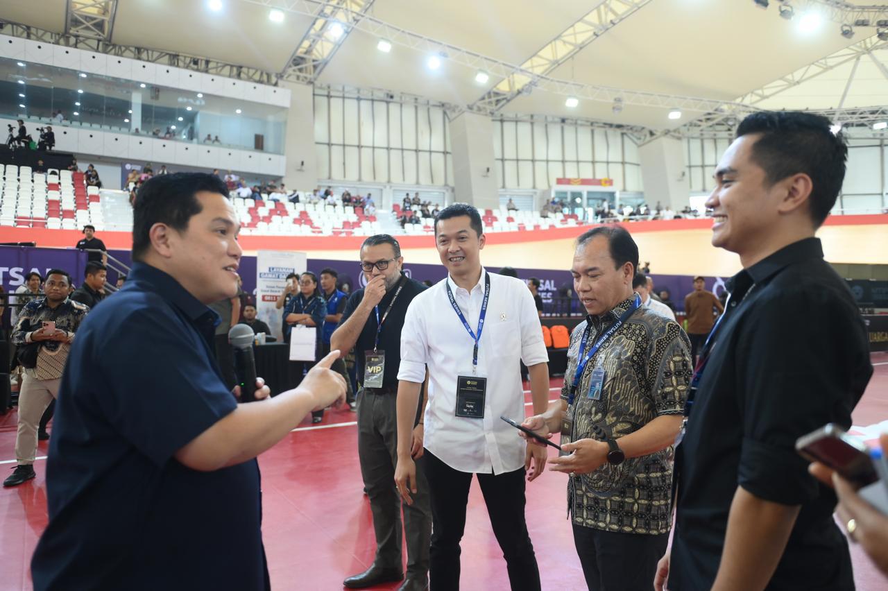 SMK Medika Samarinda merayakan kemenangan Grand National Championship Futsal Series 2024. (BeritaNasional/Elvis Sendouw/ist)