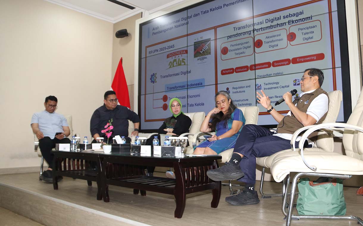 Diskusi Koalisi Pewarta Pemilu dan Demokrasi (KPP-DEM) di Gedung KPU, Jakarta, Selasa (28/10/2025).  (Beritanasional.com/Oke Atmaja)