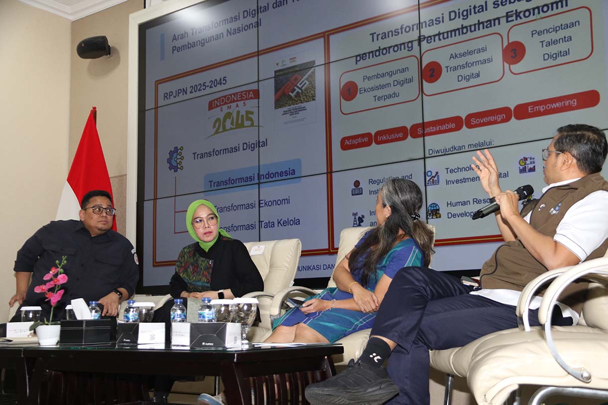 Diskusi Koalisi Pewarta Pemilu dan Demokrasi (KPP-DEM) di Gedung KPU, Jakarta, Selasa (28/10/2025).  (Beritanasional.com/Oke Atmaja)