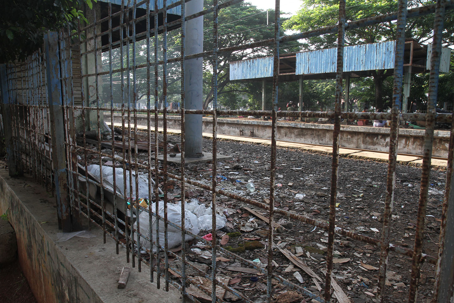 Suasana di Stasiun Mampang yang sudah tidak beroperasi,Jakarta, Minggu (5/5/2024). (BeritaNasional.Com/Oke Atmaja)