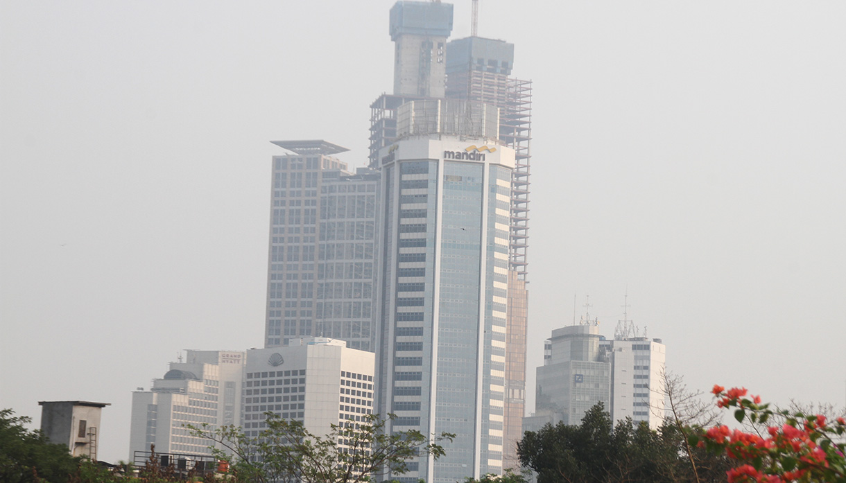 Deretan gedung perkantoran dilihat dari Kawasan kuningan, Jakarta, Rabu (7/8/2024).  (BeritaNasional.com/Oke Atmaja)