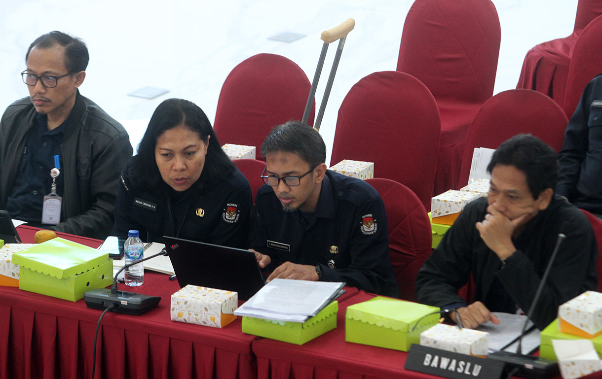 Suasana uji publik Peraturan KPU (PKPU) di Kantor KPU, Jakarta, Selasa (24/9/2024).(BeritaNasional.com/ho/ Oke Atmaja)