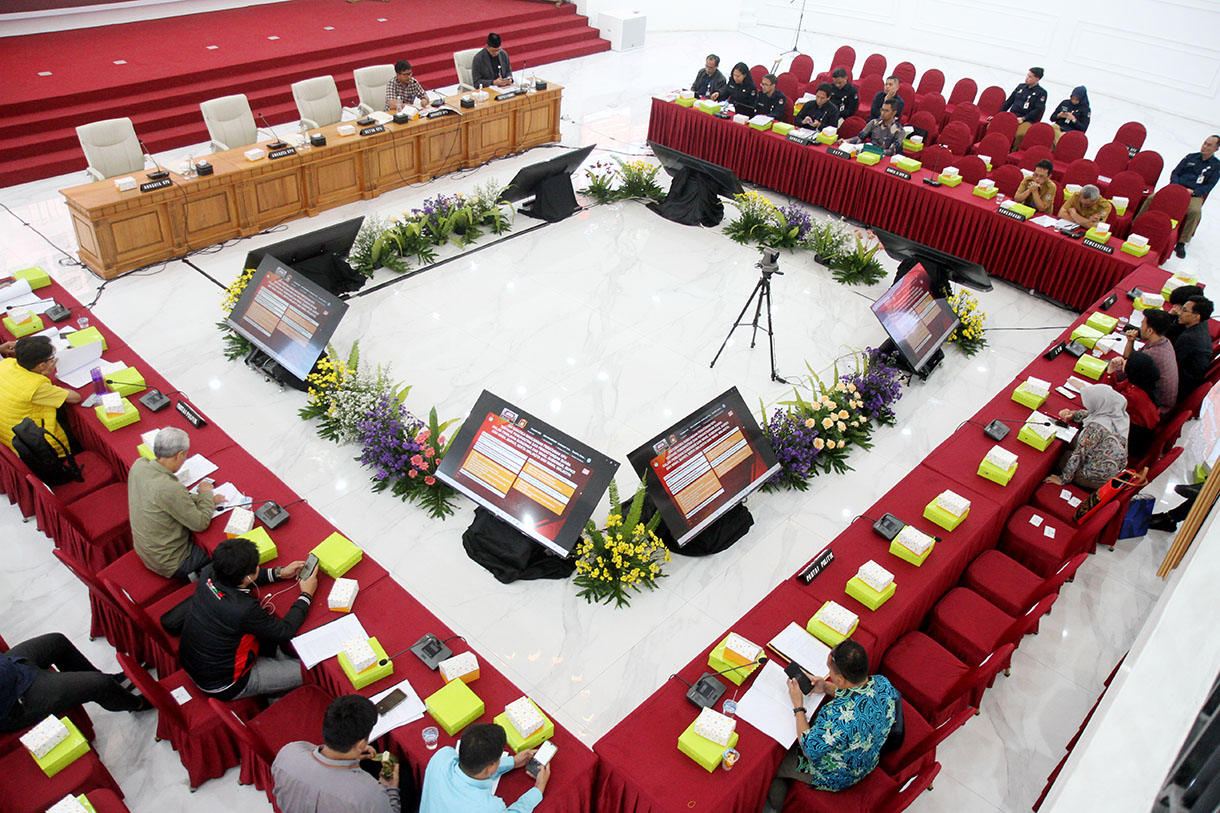 Suasana uji publik Peraturan KPU (PKPU) di Kantor KPU, Jakarta, Selasa (24/9/2024).(BeritaNasional.com/ho/ Oke Atmaja)