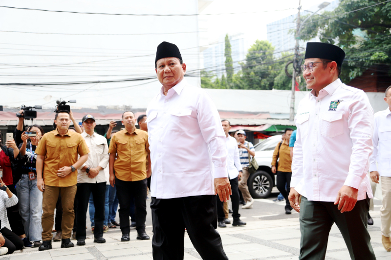 Presiden terpilih Prabowo Subianto kunjungi Muhqimin Iskandar.  (BeritaNasional/Elvis Sendouw)