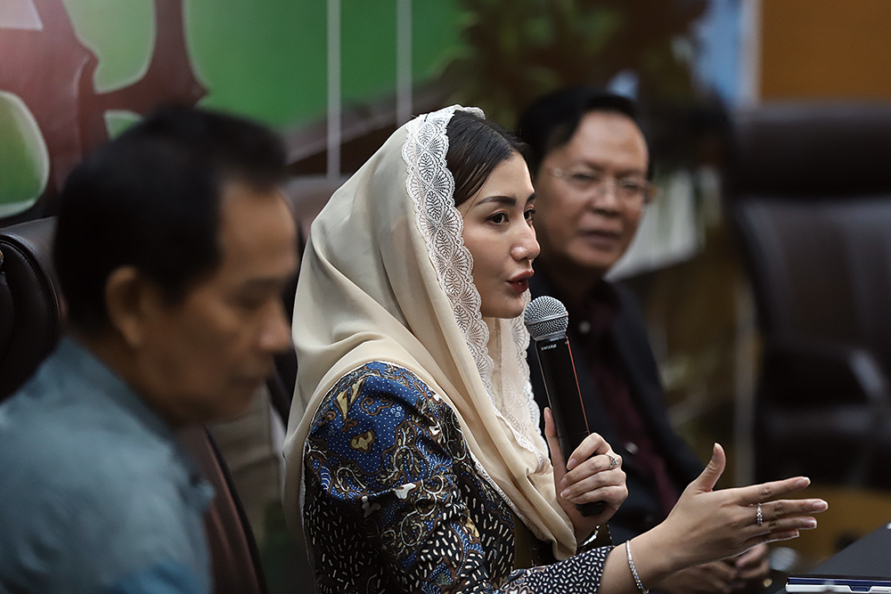 DPR RI menggelar diskusi Dialektika Demokrasi dengan tema “ UU Kepariwisataan Disahkan, Angin Segar bagi Kembangkitan Pariwisata Nasional". (BeritaNasional/Elvis Sendouw)