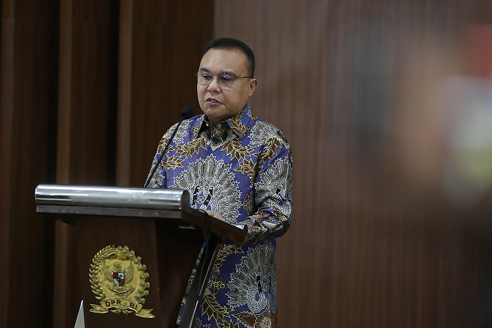 Wakil Ketua DPR RI Sufmi Dasco Ahmad memberikan keterangan kepada wartawan. (BeritaNasional/Elvis Sendouw)
