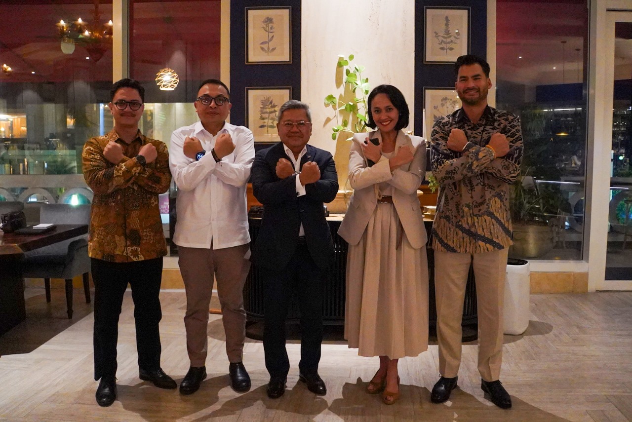 Wamen P2MI Christina Aryani bertemu Duta Besar RI untuk Yunani, Bebeb Abdul Kurnia Nugraha Djundjunan di Jakarta.  (BeritaNasional/Elvis Sendouw/HO P2MI)