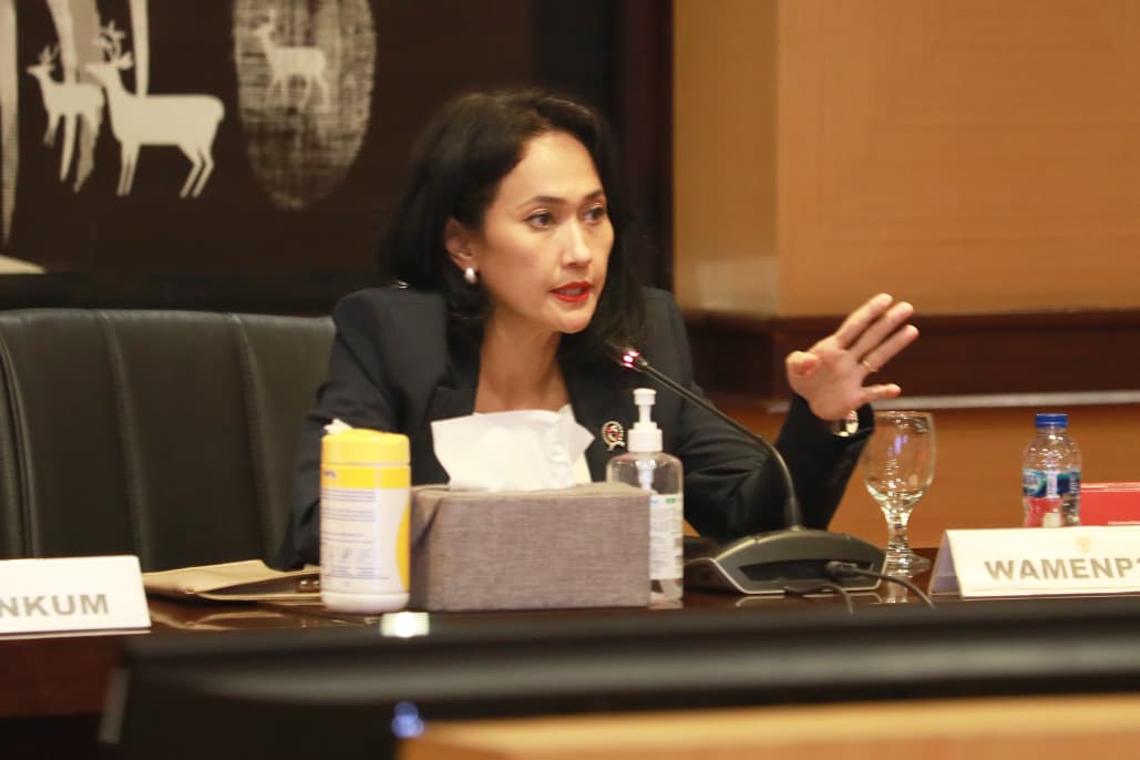 Wakil Menteri Pelindungan Pekerja Migran Indonesia (P2MI), Christina Aryani bahas perkuat edukasi migran aman bersama tiga Kementerian. (BeritaNasional/Elvis/HO P2MI)
