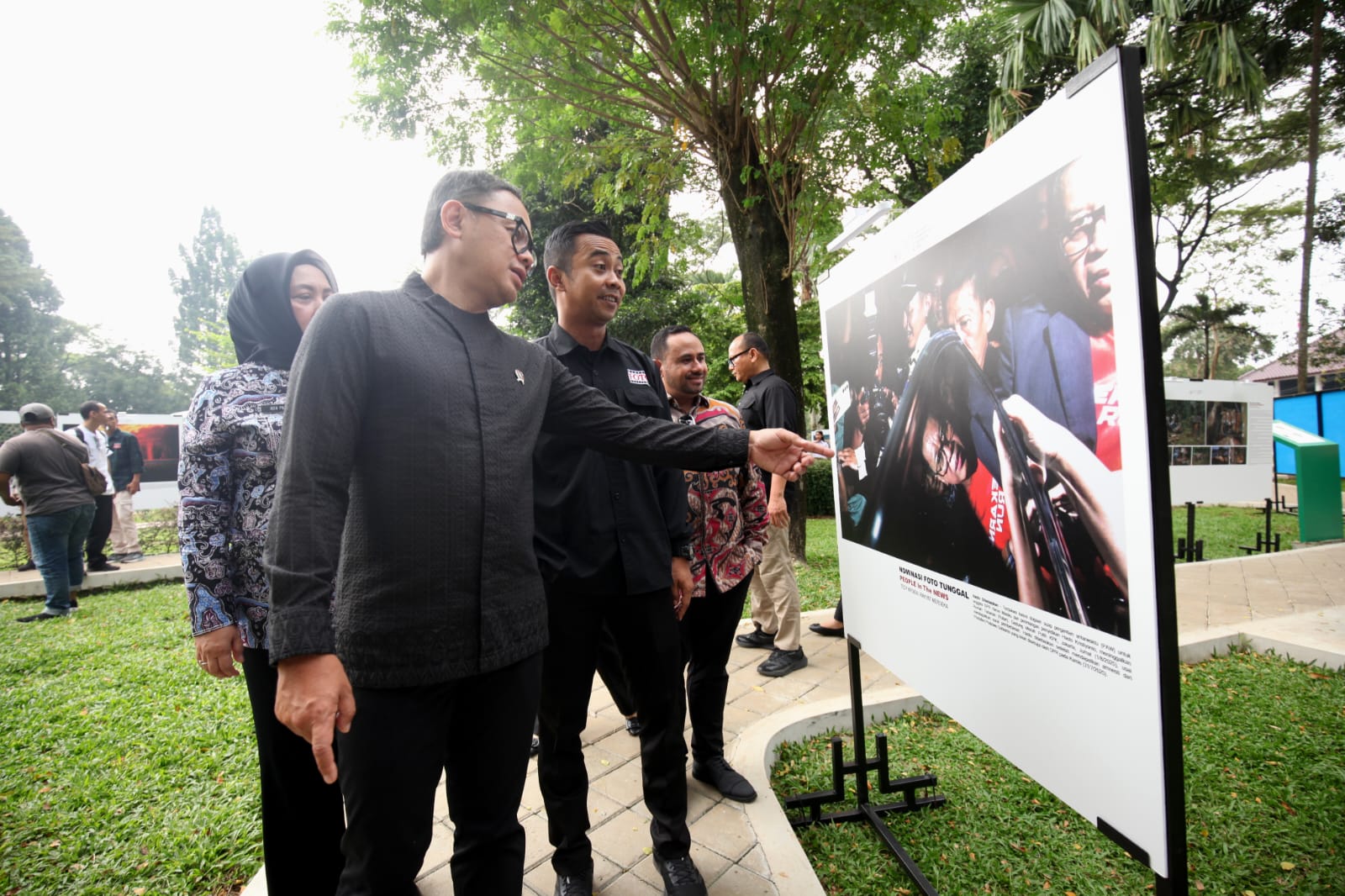 Pameran foto Anugerah Pewarta Foto Indonesia (APFI) 2026 di Taman Siliwangi, Kabupaten Bogor, Jawa Barat. (BeritaNasional/Elvis/HO PFI)
