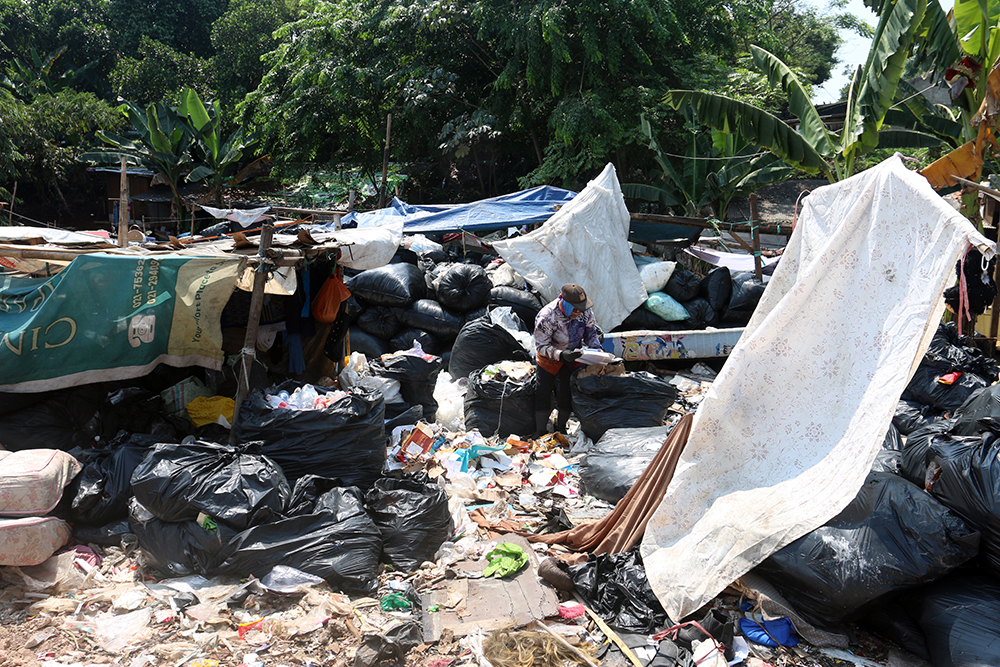 Inilah penampakan tempat pembuangan sampah liar di daerah Depok. (BeritaNasional/Elvis Sendouw)