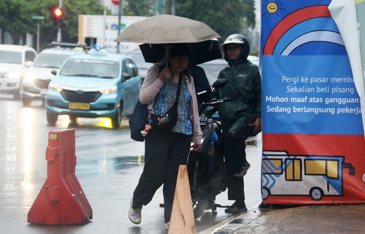 Cuaca Jabodetabek 15–17 Januari, BMKG Peringatkan Hujan Lebat di Sejumlah Wilayah.  (Beritanasional.com/Oke Atmaja)