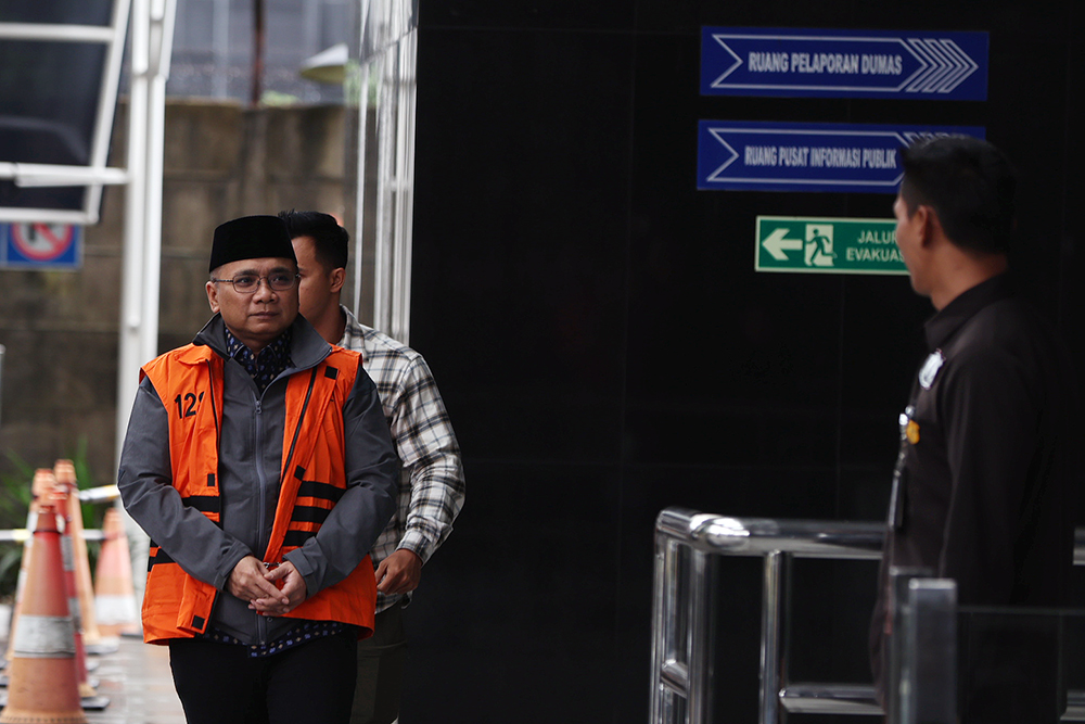 Mantan Menteri Agama periode 2020-2024 Yaqut Cholil Qoumas kembali menjaani penahanan di rumah tahanan (rutan). (BeritaNasional/Elvis Sendouw)